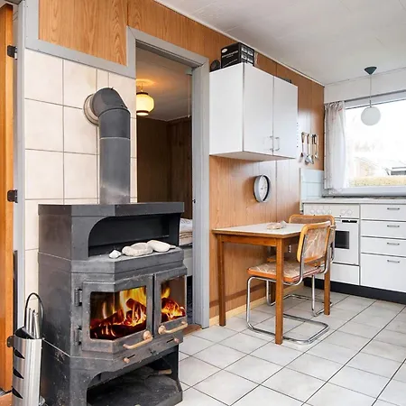Holiday home 3 Person In Sydals-by Traum Nedre Lysabild